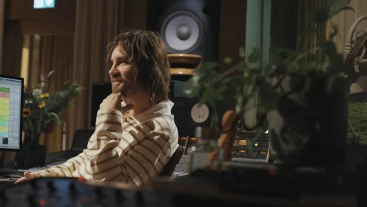 Kevin Parker – Tame Impala the less i know the better Kevin Parker - Tame Impala the less i know the better